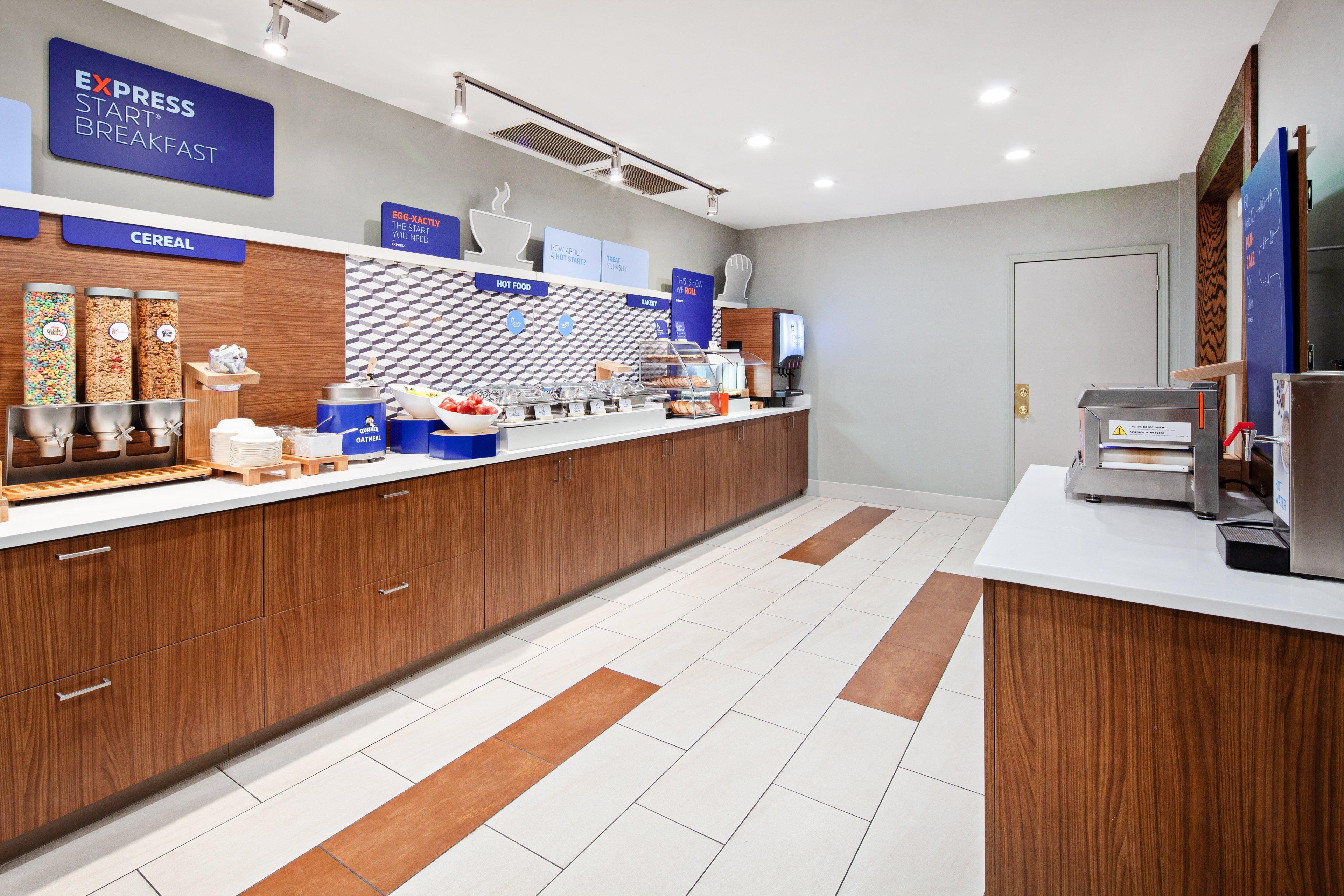 Holiday Inn Express & Suites Clovis Fresno Area By Ihg Экстерьер фото