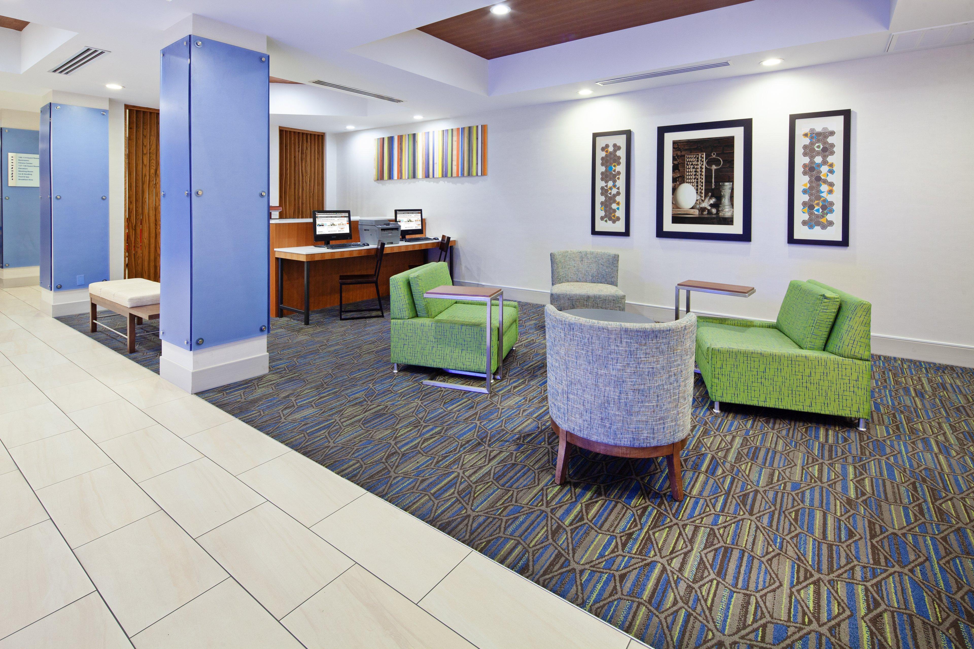 Holiday Inn Express & Suites Clovis Fresno Area By Ihg Экстерьер фото