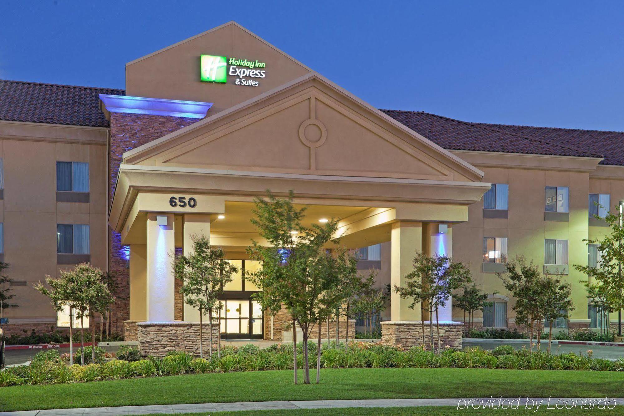 Holiday Inn Express & Suites Clovis Fresno Area By Ihg Экстерьер фото